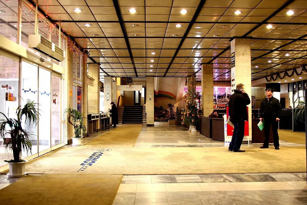 Cosmos Hotel-1