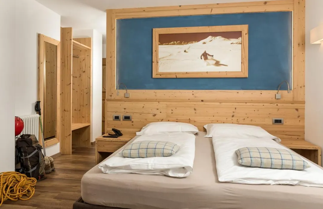 Hotel Garni Lastei-1