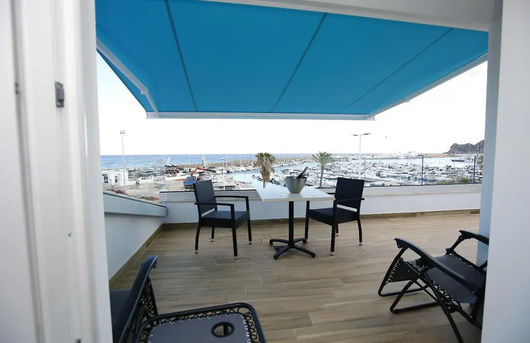 Ocean Lounge-1