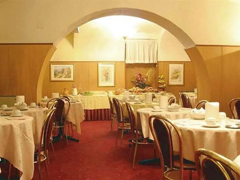Hotel Daniela-1
