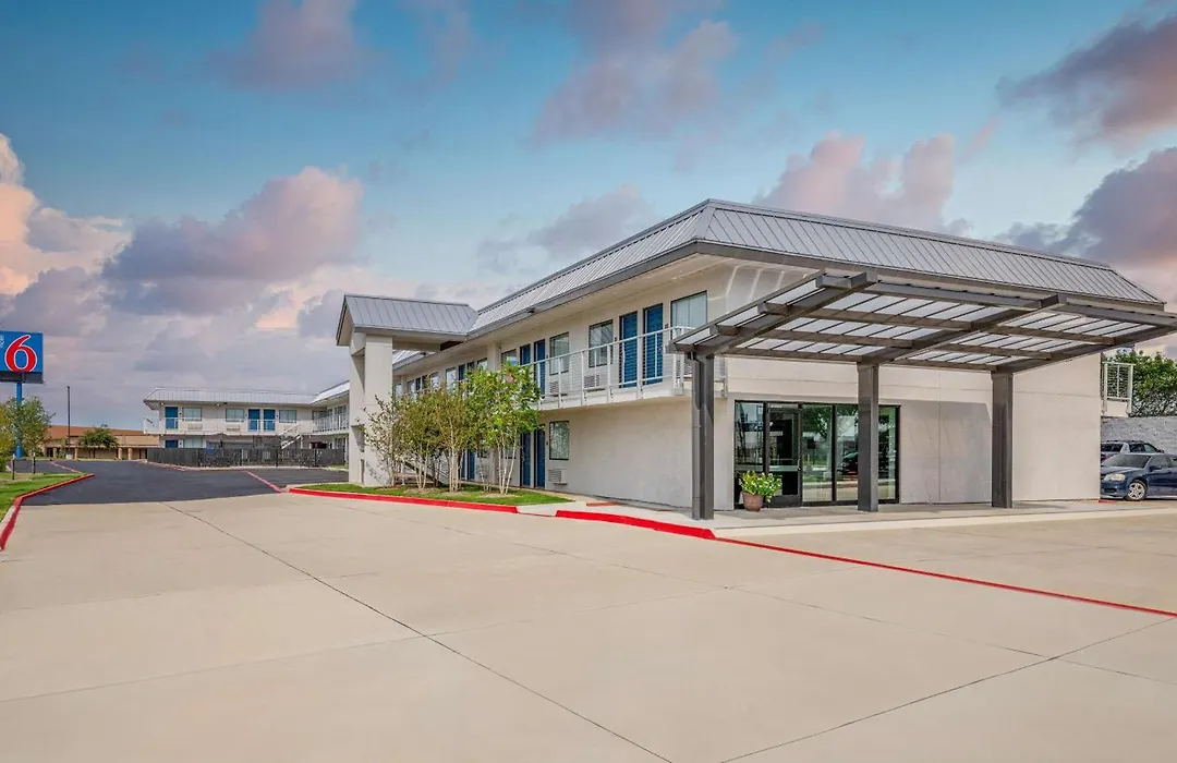 Motel 6-Euless, Tx - Dallas-1