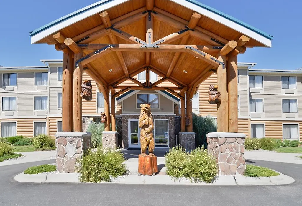 Clubhouse Inn-1