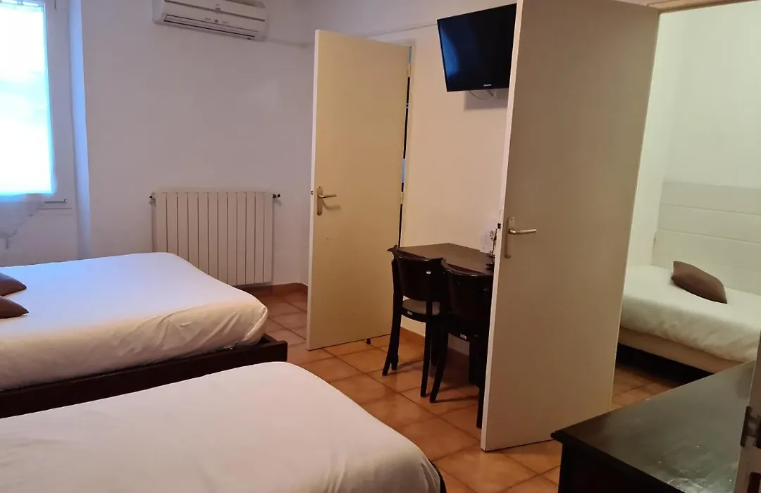 Auberge La Folie-1