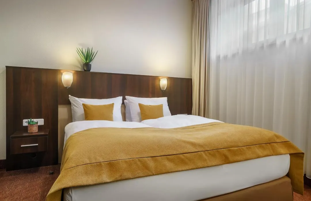Novum Hotel Eleazar City Center-1