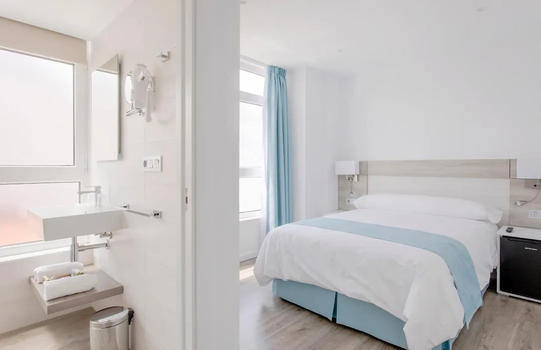 Hostal Praia Madalena-1