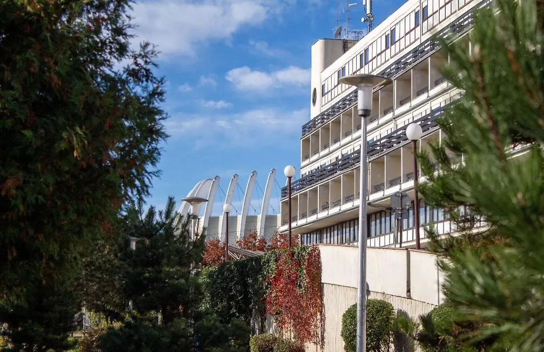 Hotel Novi Zagreb-1