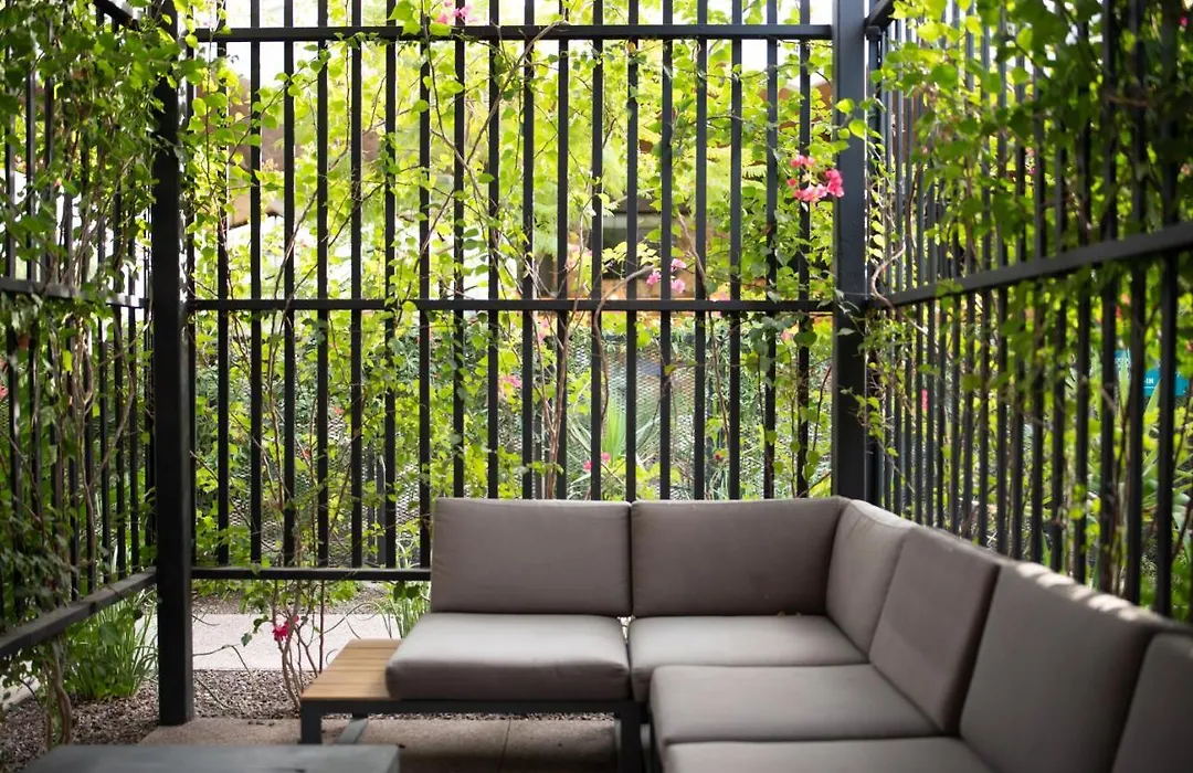 Rise Uptown-1
