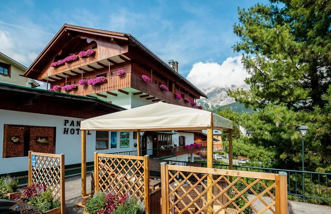 Hotel Panda Cortina- ricarica auto elettriche-1