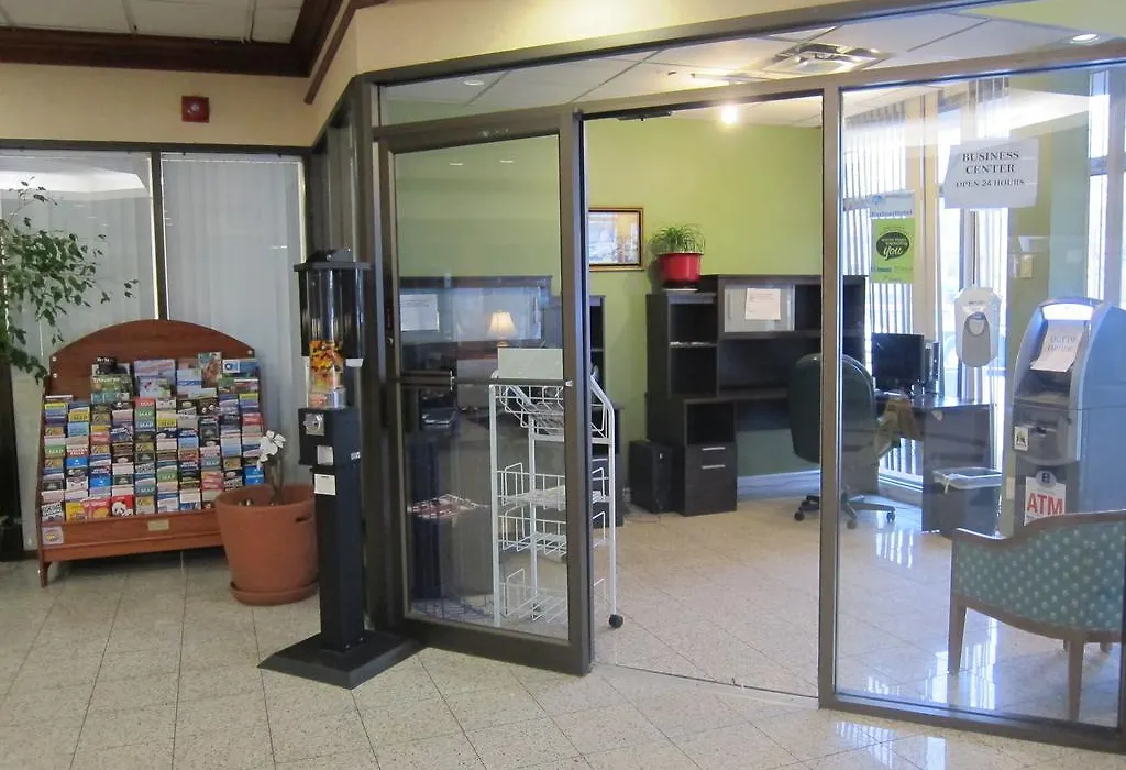 Toronto Plaza Airport Hotel-1