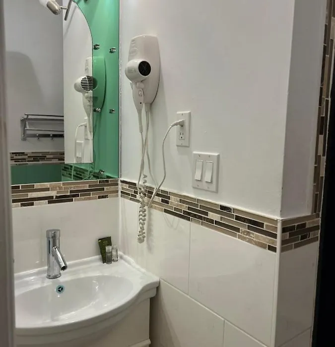 Adas Guesthouse-1