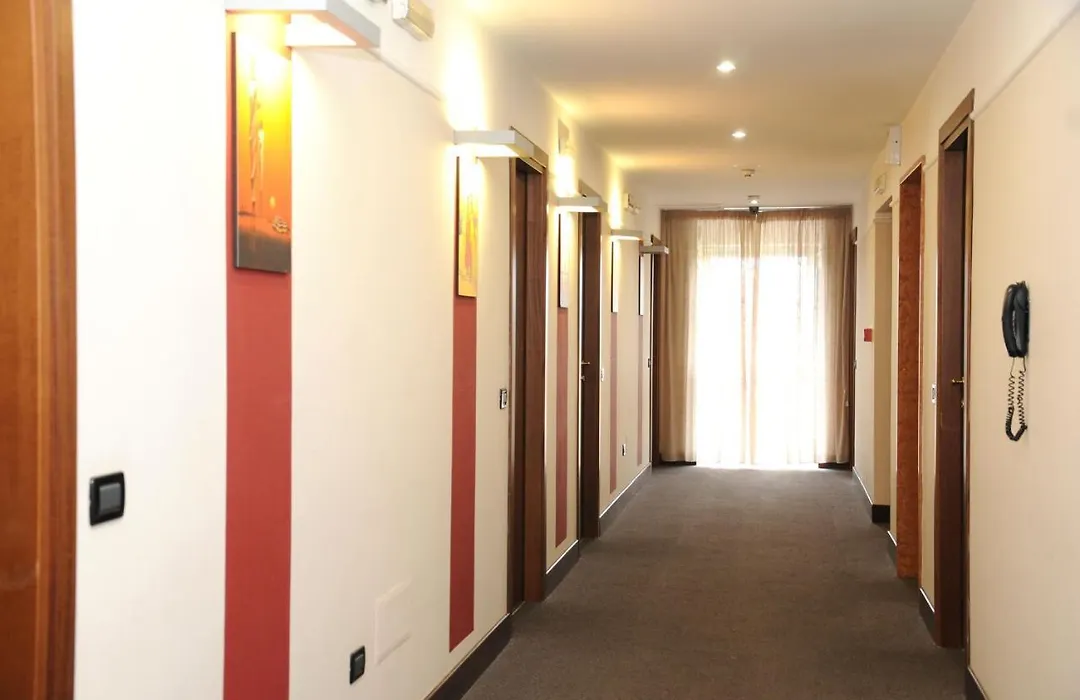 Hotel Fly-1