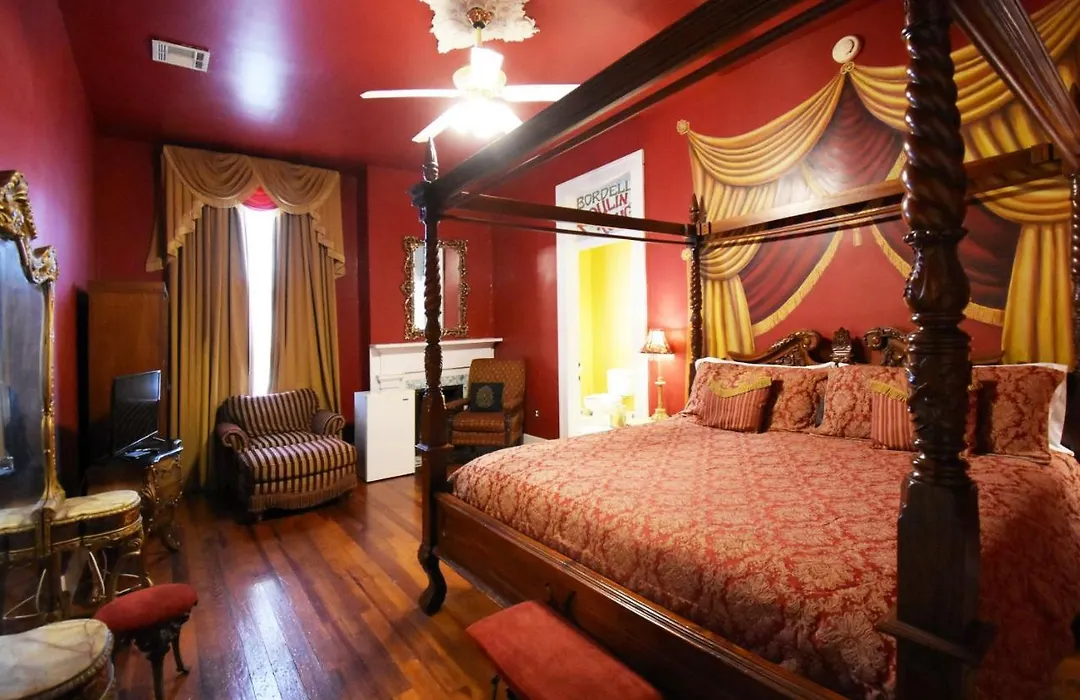 The Magnolia Mansion-1