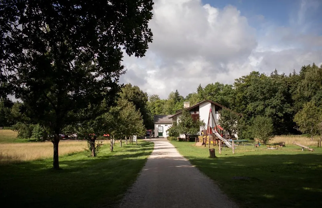 Hotel Waldgasthof zum Geländer-1
