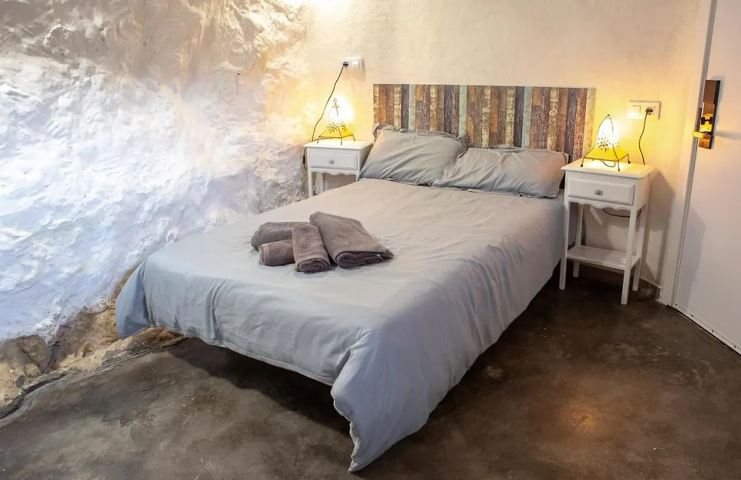 Fortress Jacuzzi Suites-1