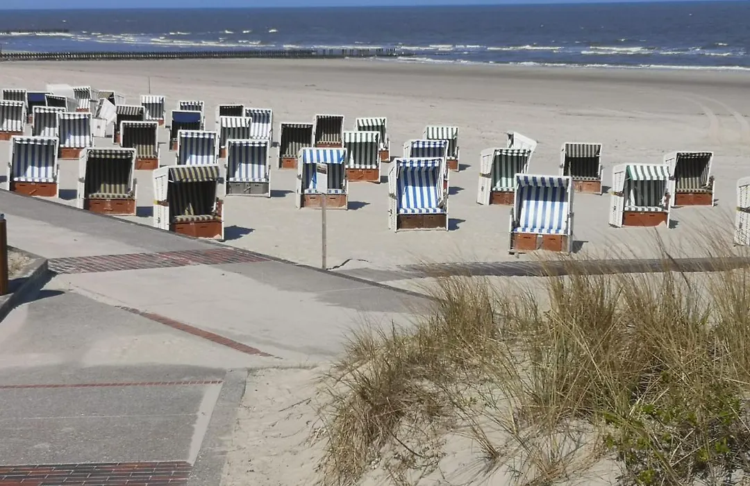 Haus Strandburg-1