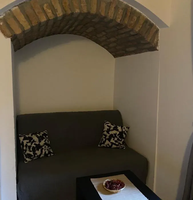 Guest House Nokturno-1