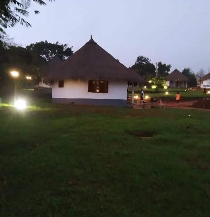 Village Noah-1
