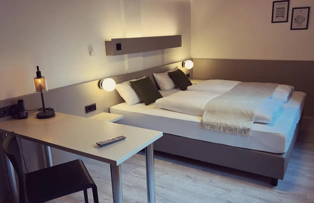 Hotel Waldhorn-1