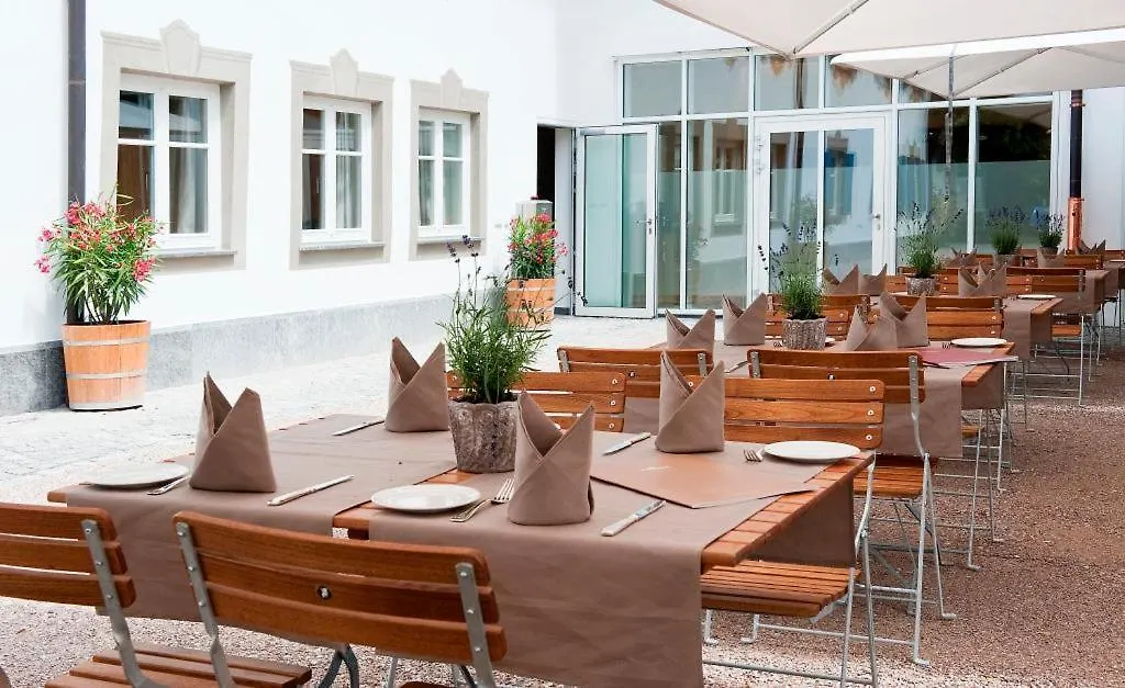 Alpenhotel Krone-1