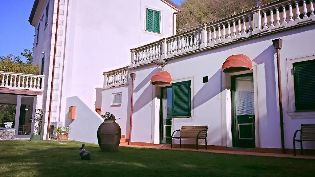 Relais Del Golfo-1