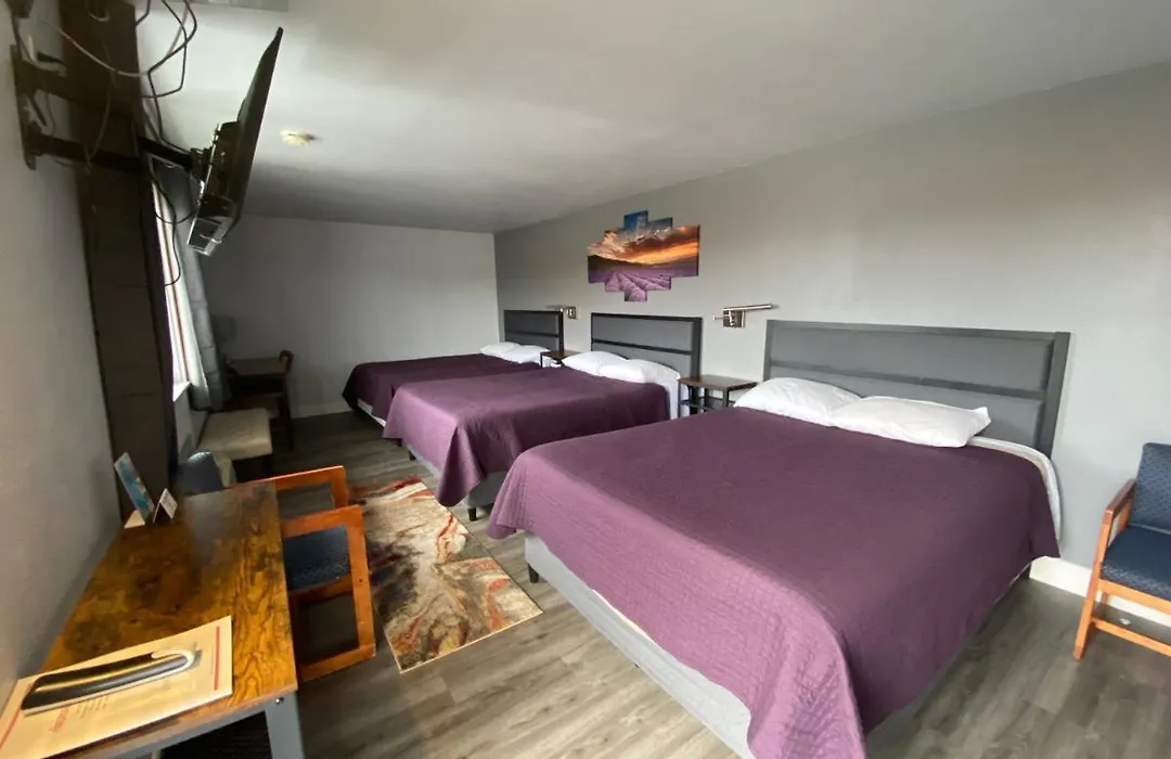 Aircrest Motel-1