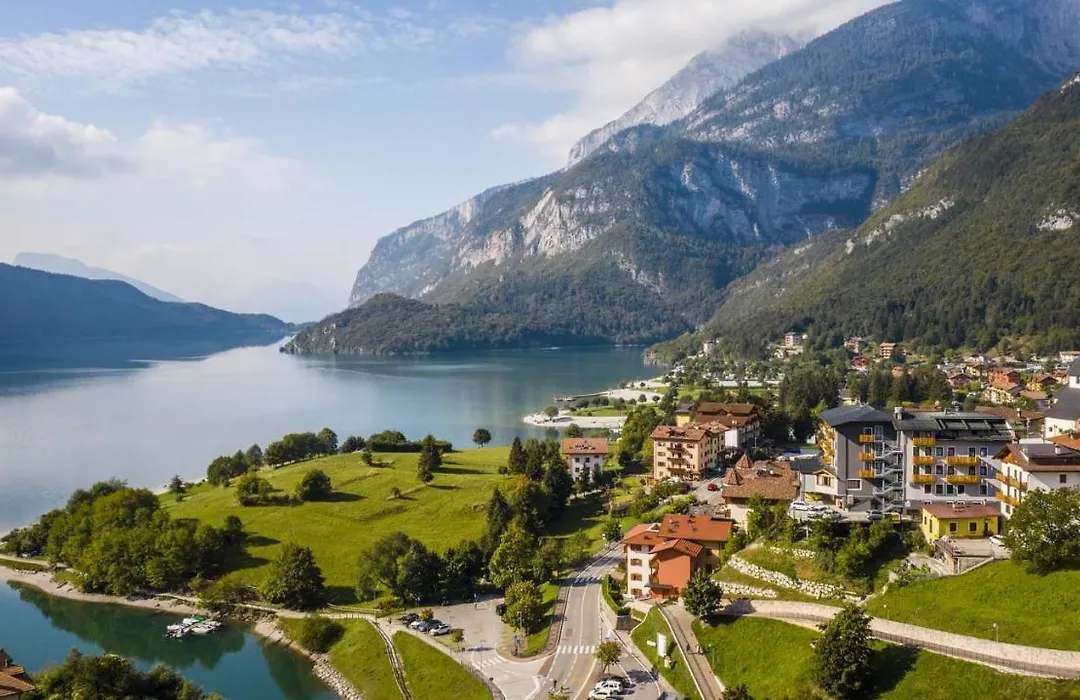 Ariston Lake View Hotel-1