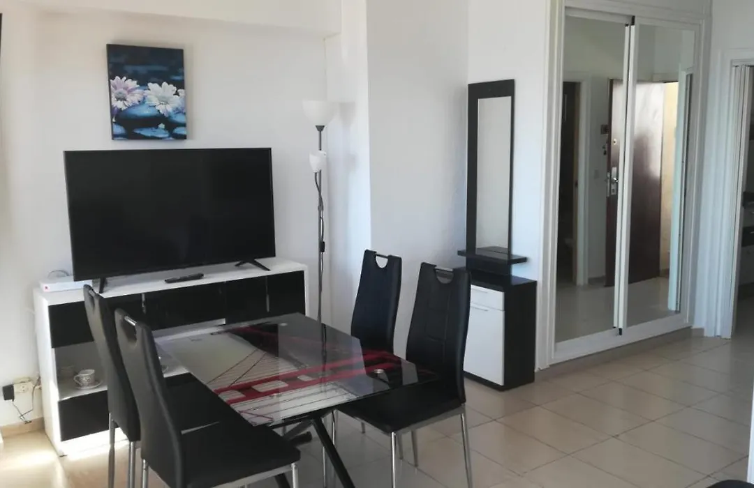Apartamento-Estudio First Line Of The Beach Malaga -Benalmadena-1
