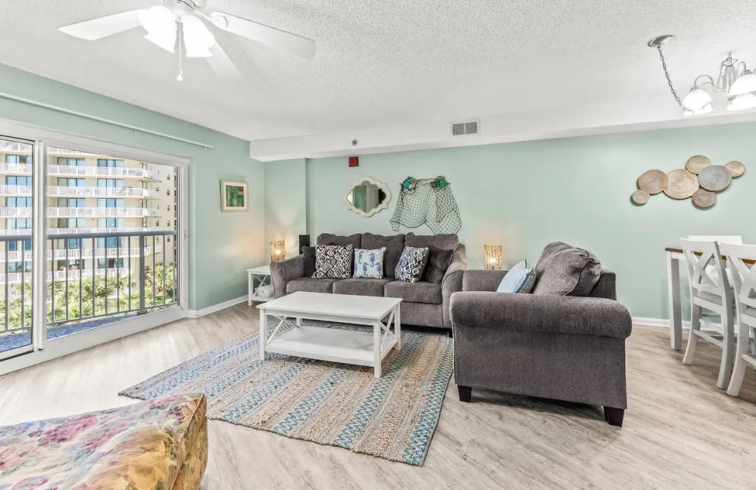 Tradewinds Unit 406-1