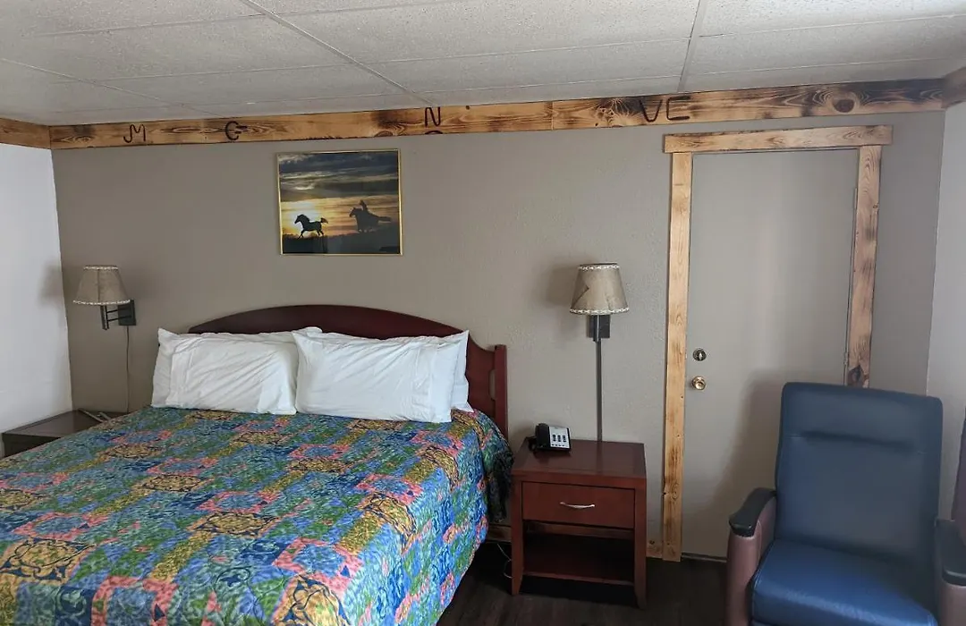 Wyatt Earp Hotel-1