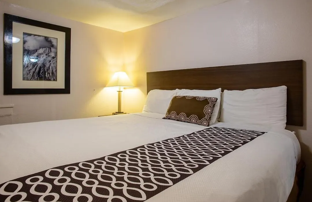 Celilo Inn-1