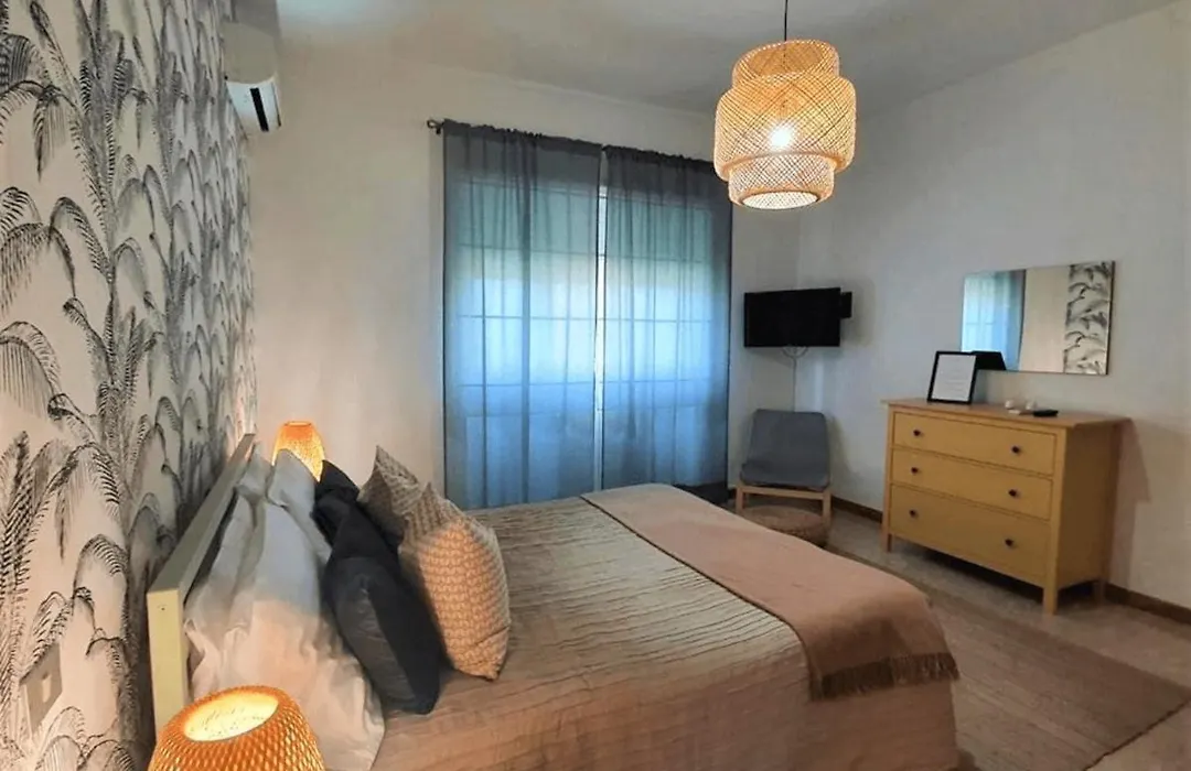 Villa Teresa - Sperlonga Holiday Rooms-1
