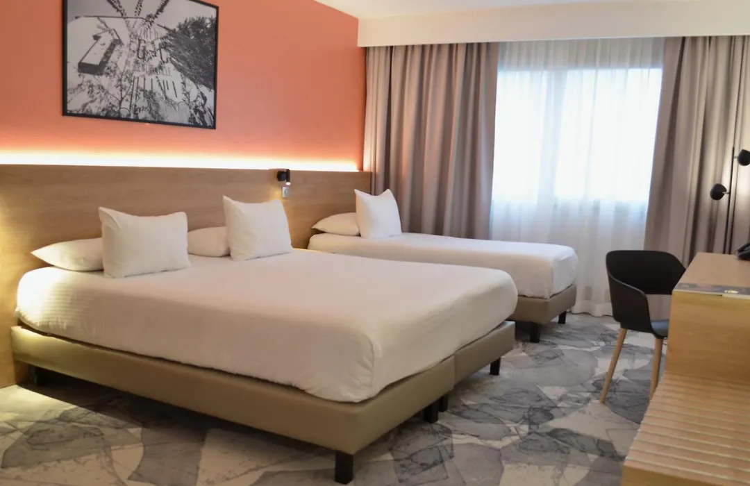 Hotel des Congrès-1