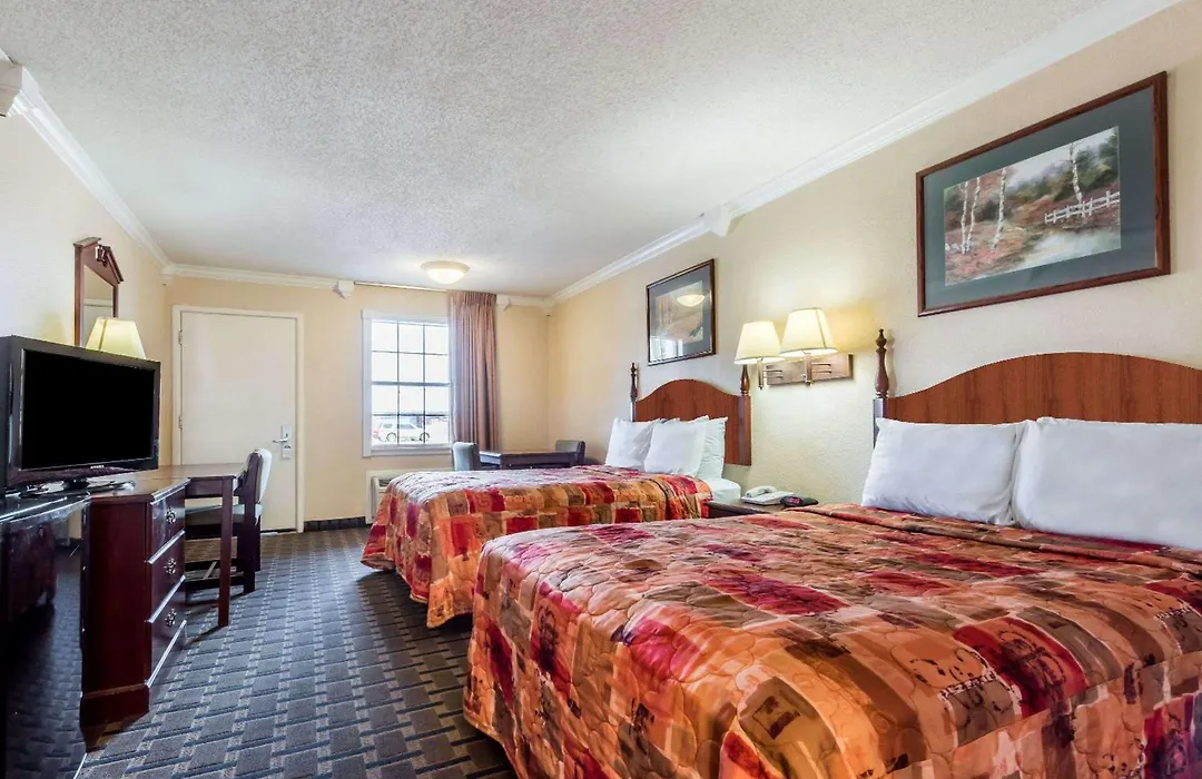 Knights Inn Greenville-1