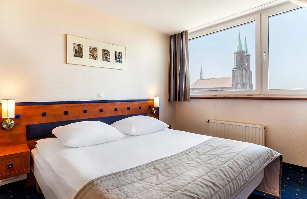 Qubus Hotel Legnica-1