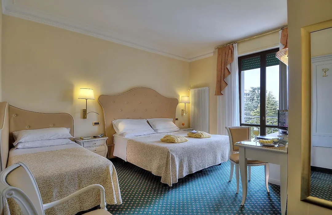 Palace Hotel Meggiorato-1