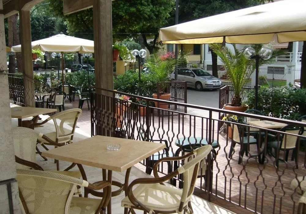 Hotel Mucciolini-1