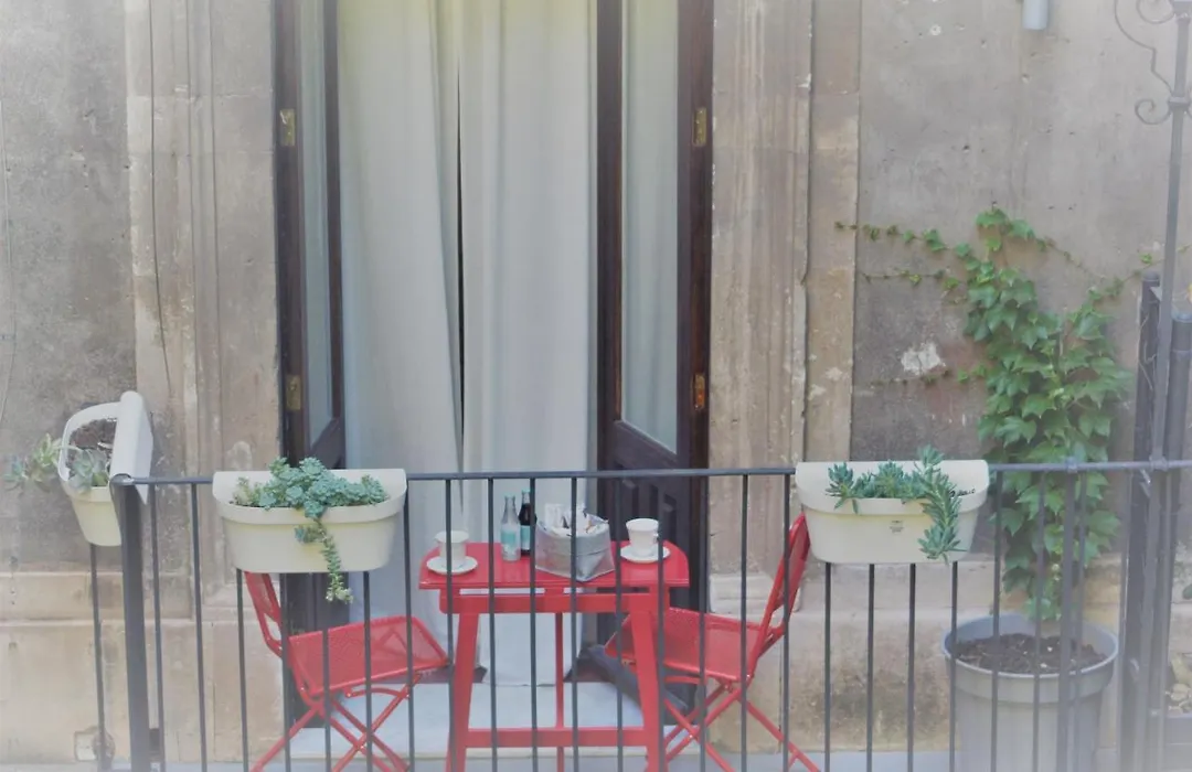 Palazzo Del Verga-1