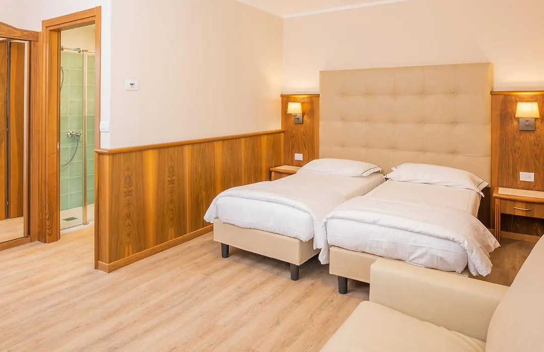 Hotel Centrale-1