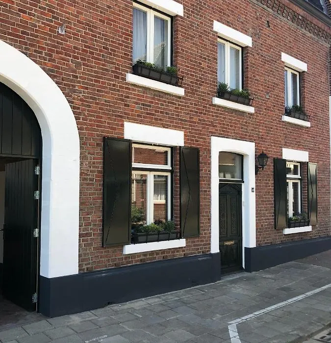 B&B Emma-1