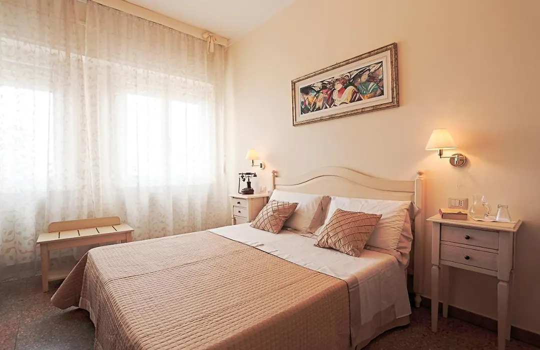 il Castello Guest House-1