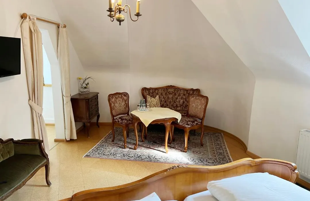 Hotel Kühler Krug-1