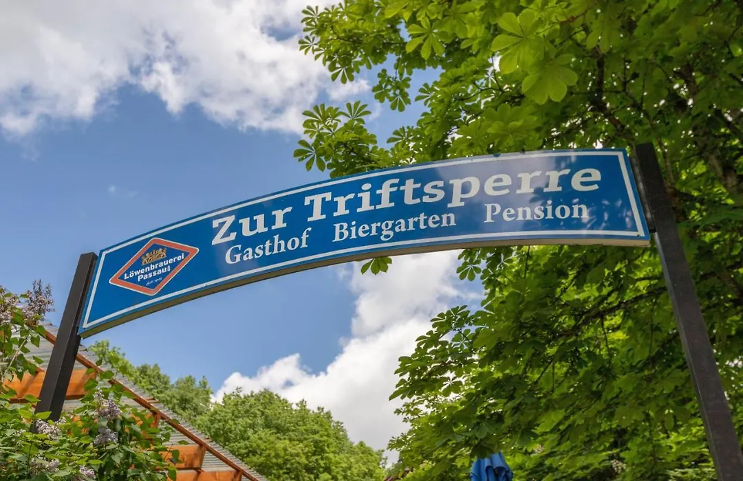 Zur Triftsperre-1
