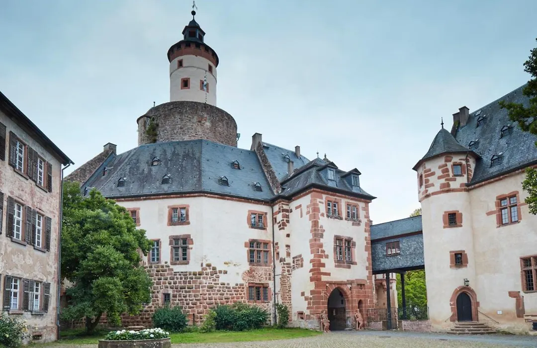 Hotel Schloss Büdingen-1