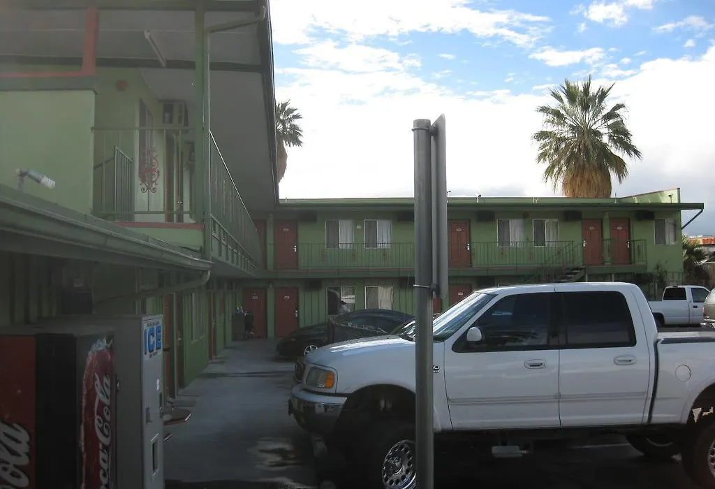 Sunshine Motel-1