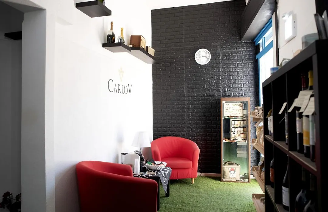 Carlo V - Holiday Rooms-1
