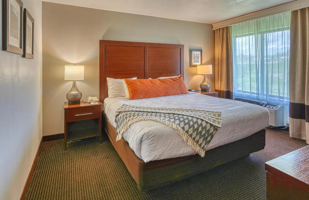 Yellowstone River Inn & Suites-1