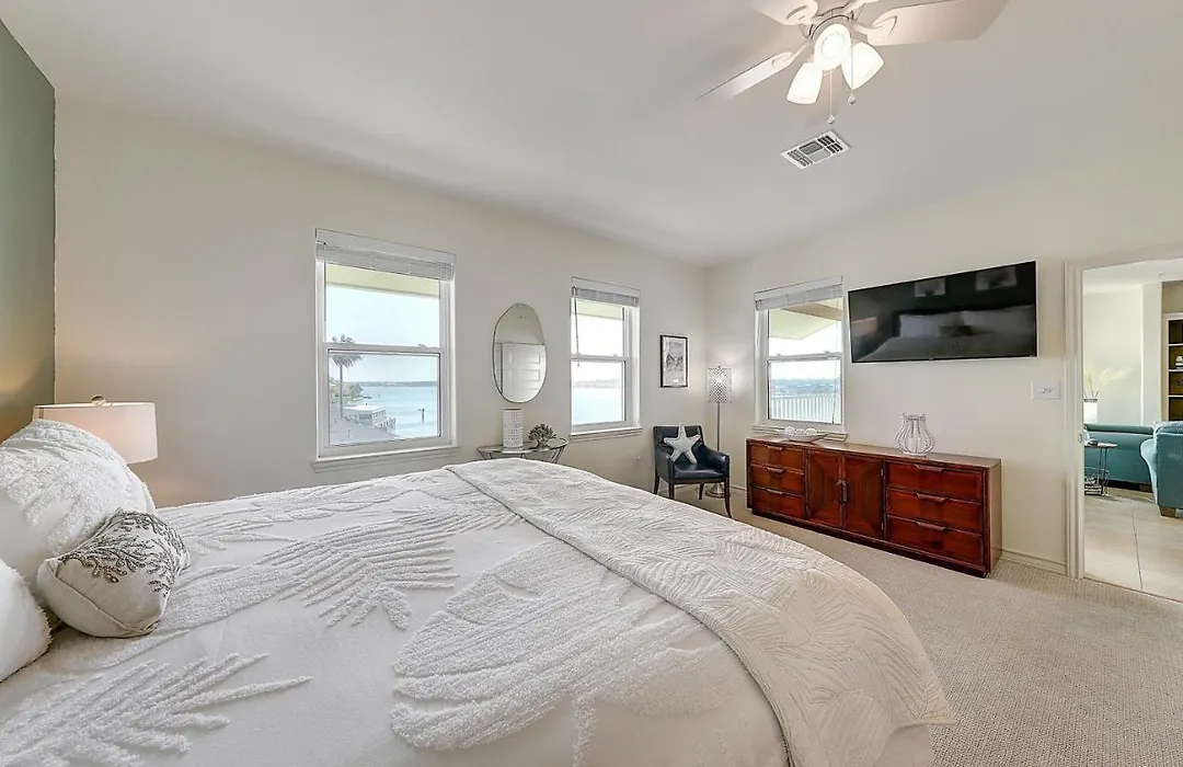 Sand Dollar Unit C3-1