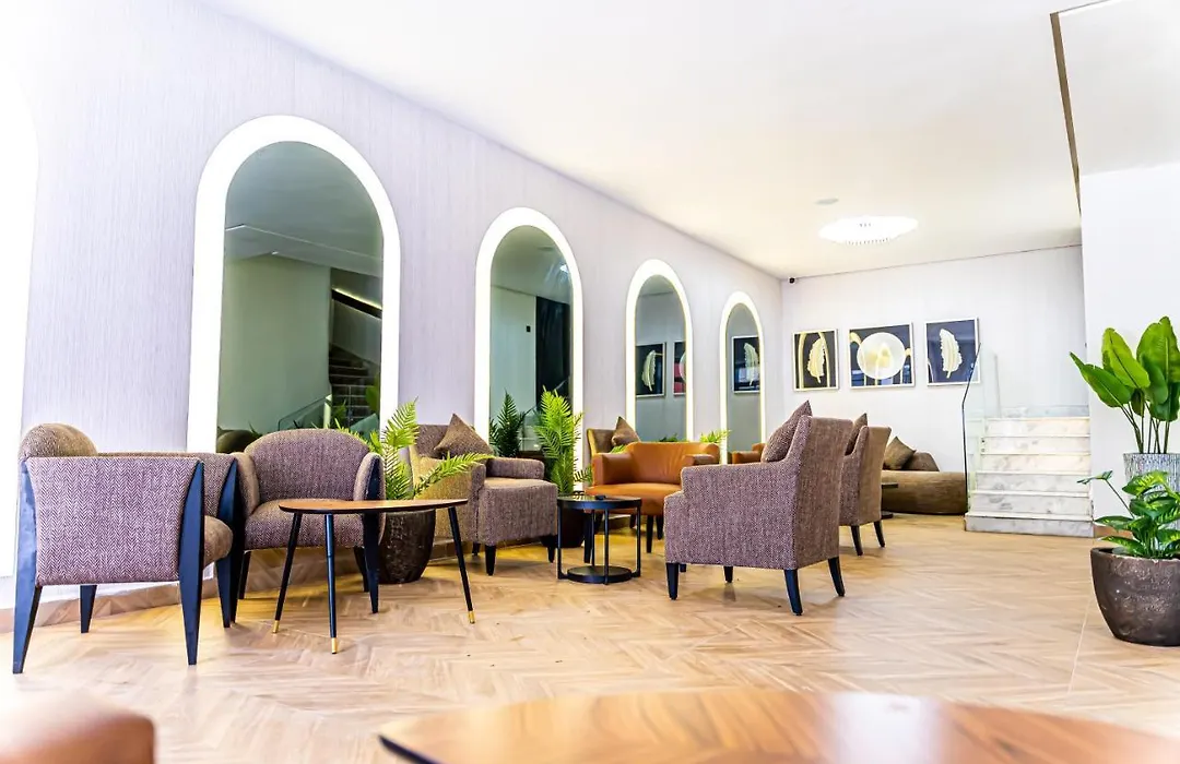 Hotel Les Ambassadeurs-1
