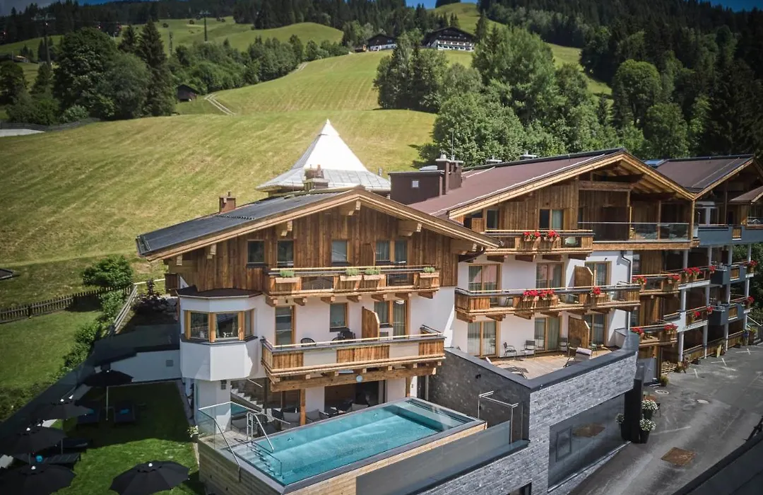 Hotel Astrid mit Panoramapool&inklusive JokerCard-1