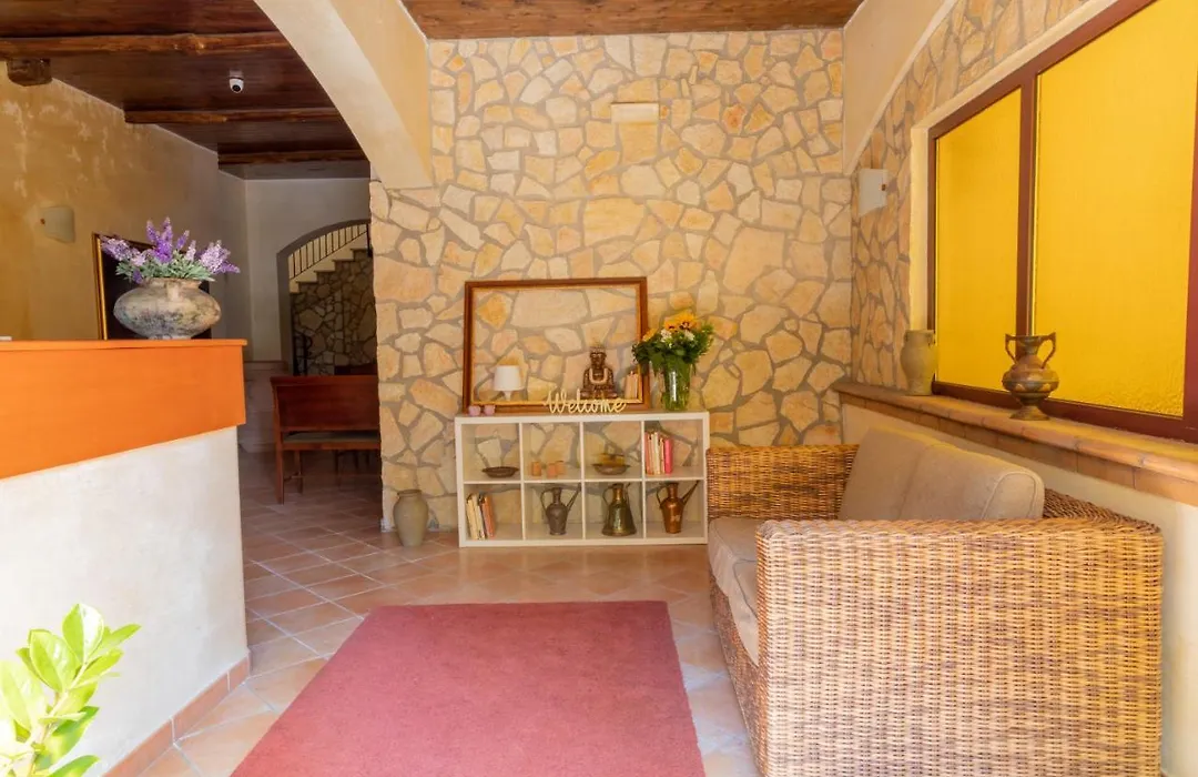 B&B Puerto Seguro-1